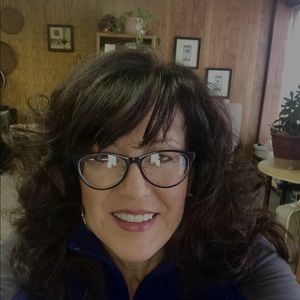 Meet your Posher, Marsha